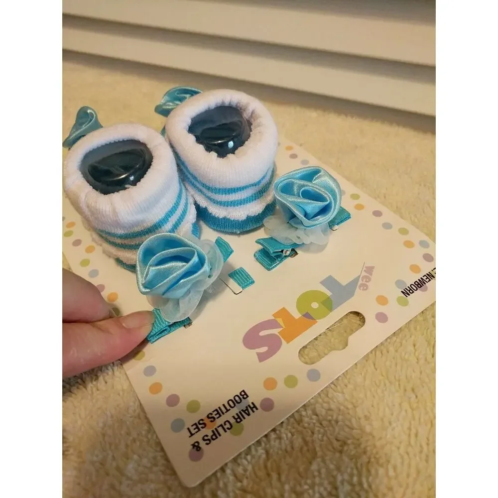 Wee Tots Newborn Blue and White Hair Clips And Booties Socks Pair Set NWT